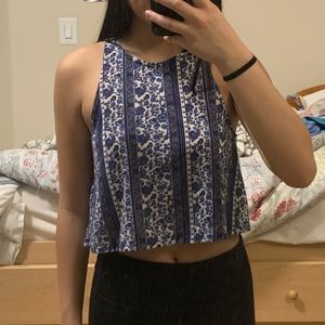 Blue cropped floral high neck tank top